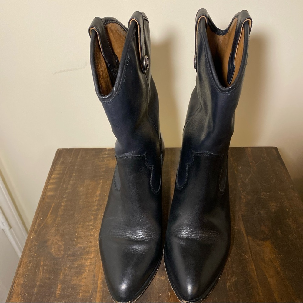 Sold - Picture 3 of 9